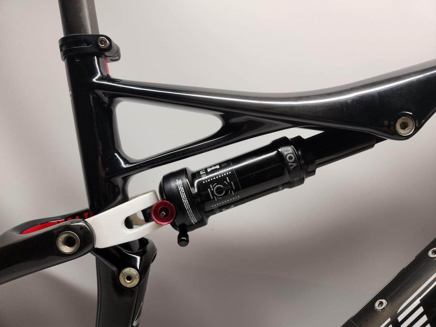 2014, 2015, 2016, 2017 Specialized Epic Yoke Rear Shock Adapter for 210mm Shock